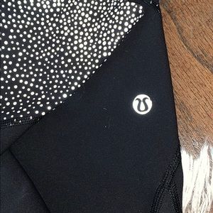 balck lululemon leggings